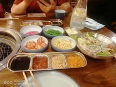 -明洞阿姨·韩式酱蟹烤肉·创意料理(三元桥店)