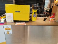 -麦当劳(中二横路店)