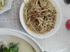 -天乐农家鱼头王(天目湖店)