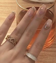 -M Nails & Beauty美甲美睫美体