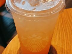 -星巴克(天津鲁能中心第三店)