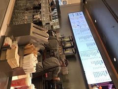 -喜茶(杭州滨江宝龙店)