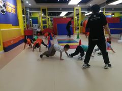 -能量学院少儿体能运动馆(公园1872店)