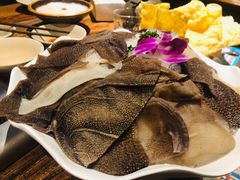 -老牌坊云南鱼豆花火锅(爱建店)