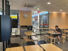 -麦当劳(石坝服务区店)