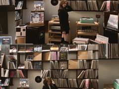 -黑胶星球(华发中城商都店)