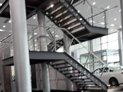 -天津波士信达奔驰4S店(卫津南路店)