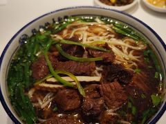 -镇南锅盖面馆(解放路店)