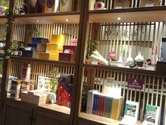 -一叶一世界·素食餐厅(锦华万达店)