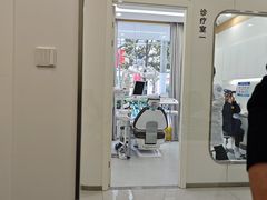 -皓齿连锁·雅贝健口腔·种植·矫正中心(虹口曲阳路店)