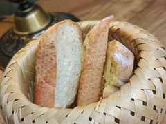 -Golden Lily河内巴黎法越料理餐厅(建国西路店)