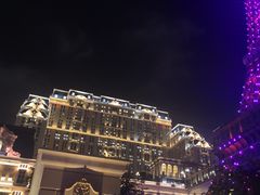 -影汇之星8字形摩天轮