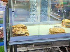 面包甜点陈列柜-新疆伊宁远征餐厅