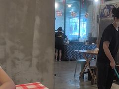 -老方桌烂蹄花川菜馆(九龙坡店)