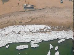 -北戴河碧螺塔海上酒吧公园