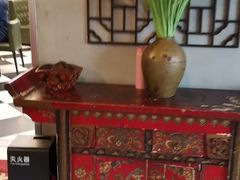 -愉肴麻辣香锅(中山路店)