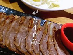 招牌酱牛腱-胖哥俩肉蟹煲(海盐总店)
