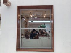 -Line 咖啡(石厦花园店)