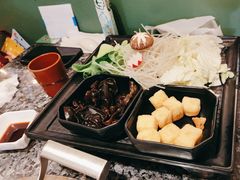 -一席地·本地鸡窝·杭帮鸡火锅(萧山银隆百货店)