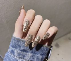 -Pink You美甲美睫纹绣定制中心