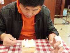 -红宝石·鲜奶小方(昌里店)