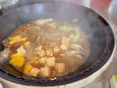 -粘豆包柴火铁锅炖