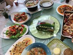 -三江源美食城
