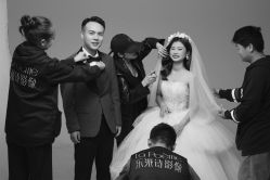 -乐派诗婚纱摄影