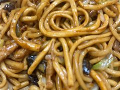 -亮亮面馆(经六路店)