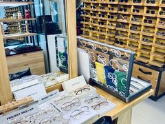 -肆兮眼镜·蔡司·徕卡战略合作店(大坪店)