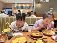 -萨莉亚意式餐厅(江桥万达广场店)