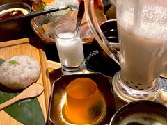 -湊湊火锅·茶憩(杭州湖滨银泰in77店)