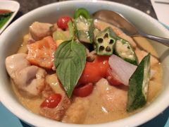 -港丽餐厅(高德置地店)