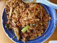 -包整·丝娃娃(一览甲秀楼风景店)