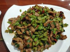 怪味牛柳-恩宏德餐馆(平山道店)