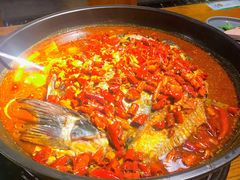 清江鱼-令狐冲·炭烤活鱼(宝龙店)