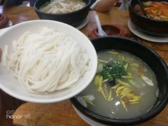-桥香园过桥米线(国贸店)