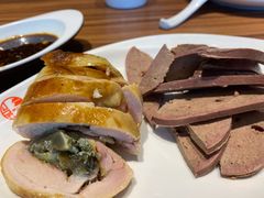 -六泰居·尔滨地标·东北菜(松北店)