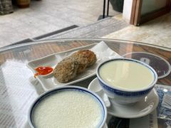 -周大娘牛乳(旧寨古村总店)