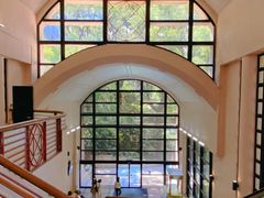 -香港大学