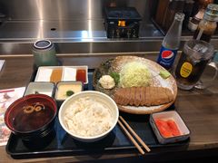 -牛かつもと村(原宿店)