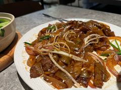 干炒牛河-留半山·香港食堂(啦啦宝都店)