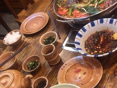 -亮欢寨酸汤鱼(沙冲路店)