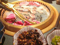 -铭牛烧肉·和牛海鲜自助(高新月牙湖店)
