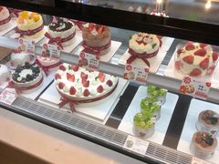 -花花卷卷·鲜食蛋糕(静安久光百货店)