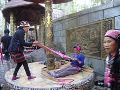 -海南槟榔谷黎苗文化旅游区