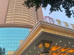 -深圳君逸国际酒店(龙岗横岗塘坑地铁站店)