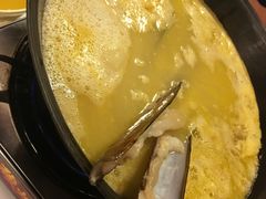 -鲜入围煮花胶鸡海鲜火锅