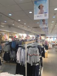 -爱婴室(上海大华路店)