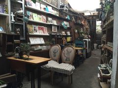 -懒鱼时光馆(沙坪坝店)